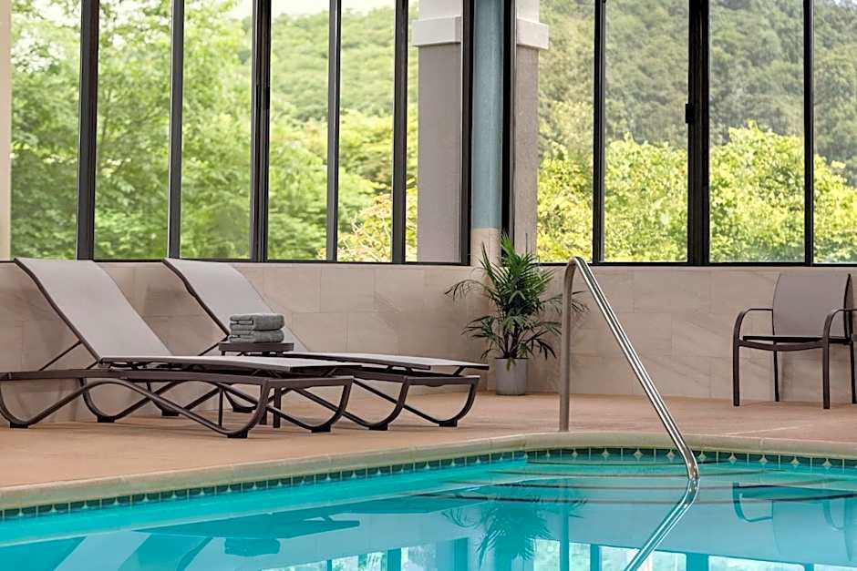 Holiday Inn Express Painted Post By IHG