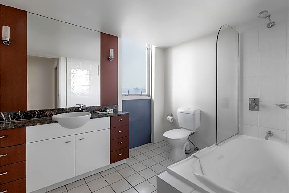 Mantra Towers of Chevron Surfers Paradise