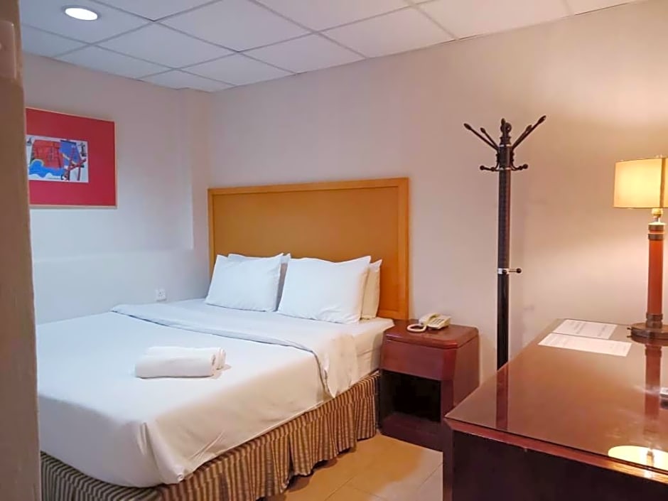 Golden Court Hotel @ Taman Pelangi