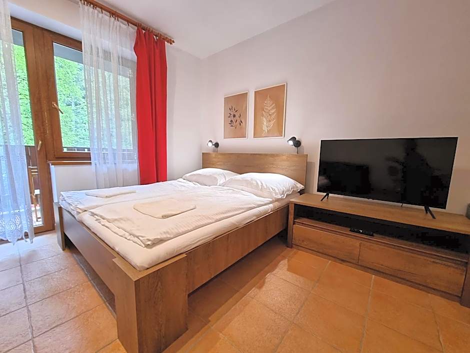 Fatrapark 2 Apartments House