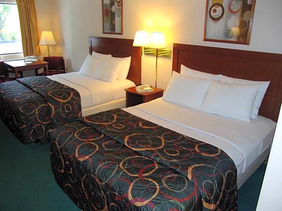 Super 8 by Wyndham Branson - Shepherd of the Hills Exwy