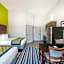 Hawthorn Suites By Wyndham Midland