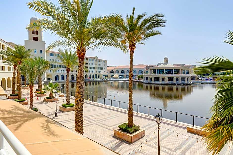 Millennium Lakeview Residence