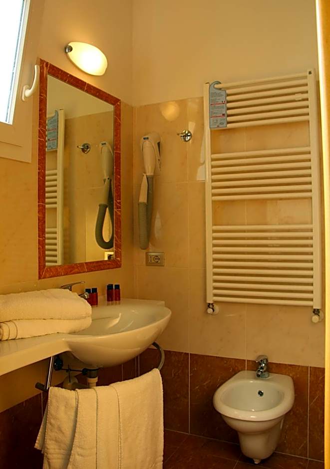 Hotel Antares