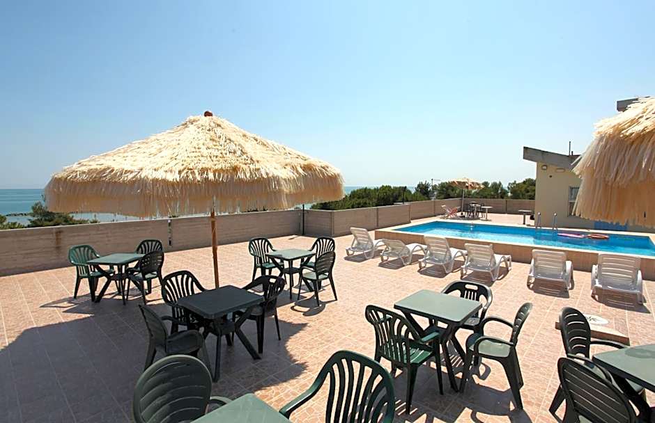 Hotel Nel Pineto