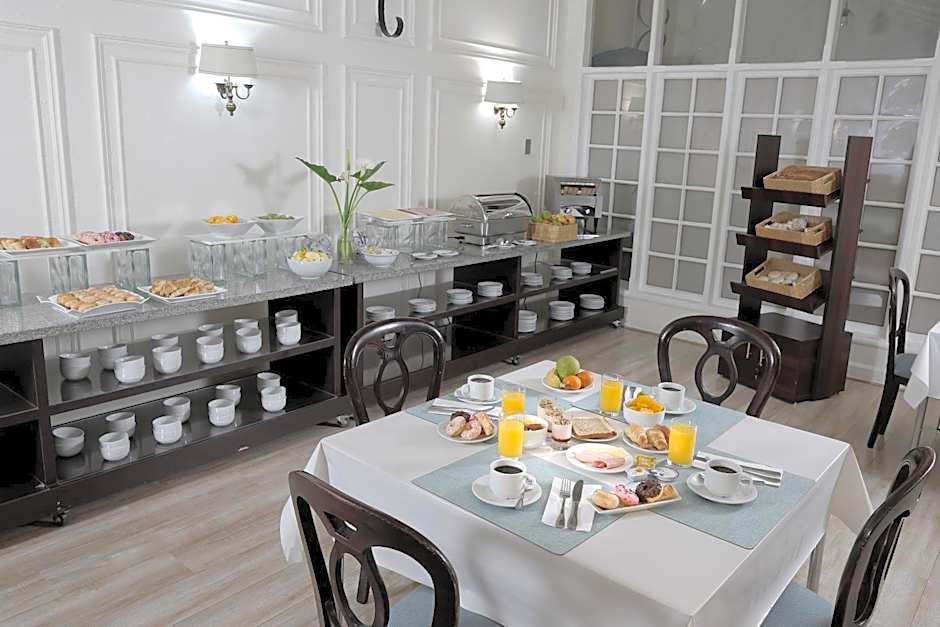 MR Express (ex Hotel Neruda Express)