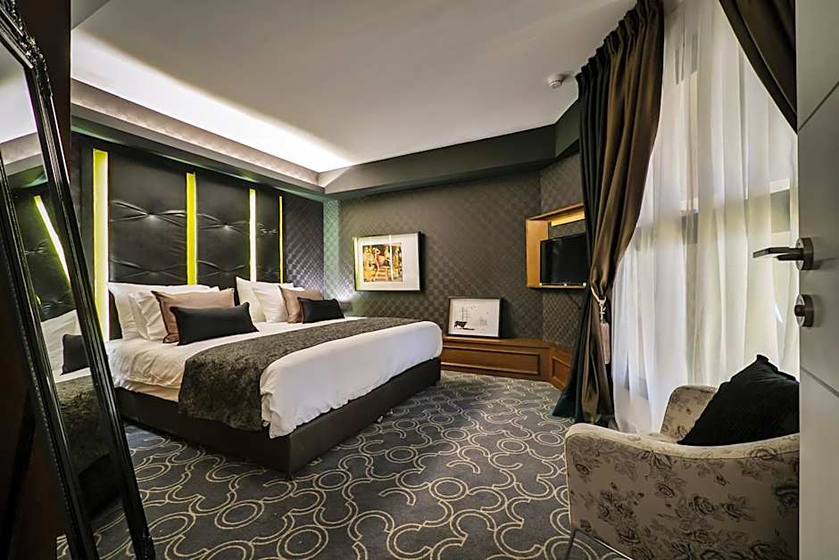 21st Floor Hotel