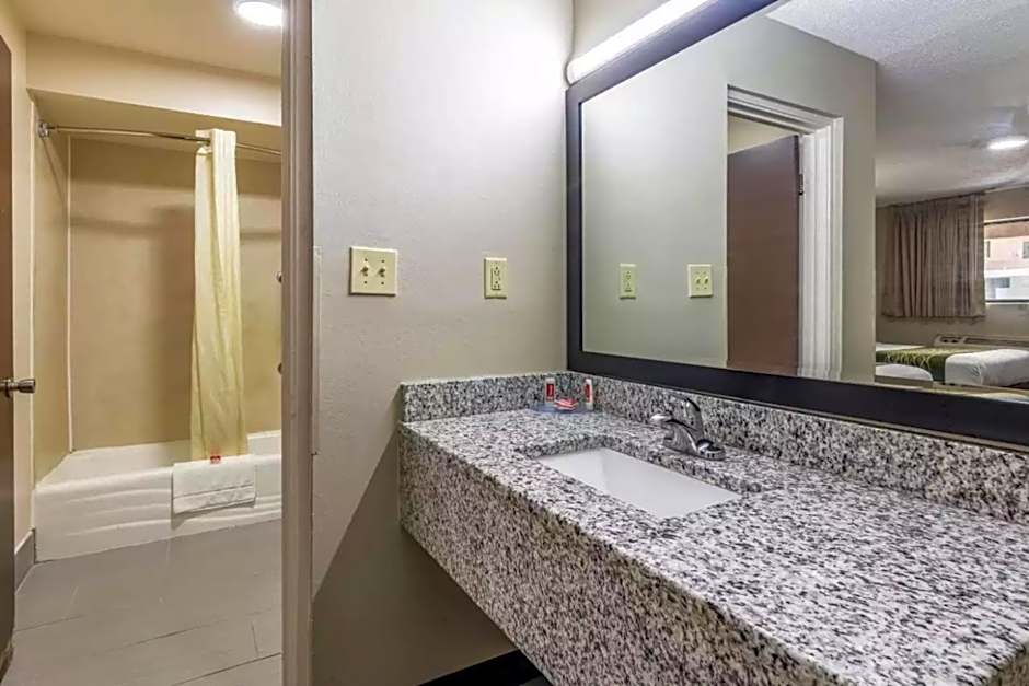 Americas Best Value Inn Opelika