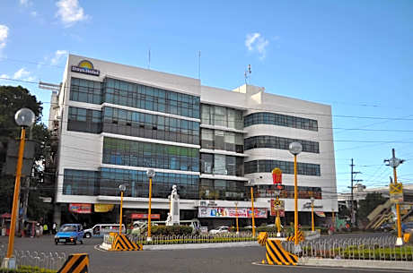 Days Hotel by Wyndham Iloilo