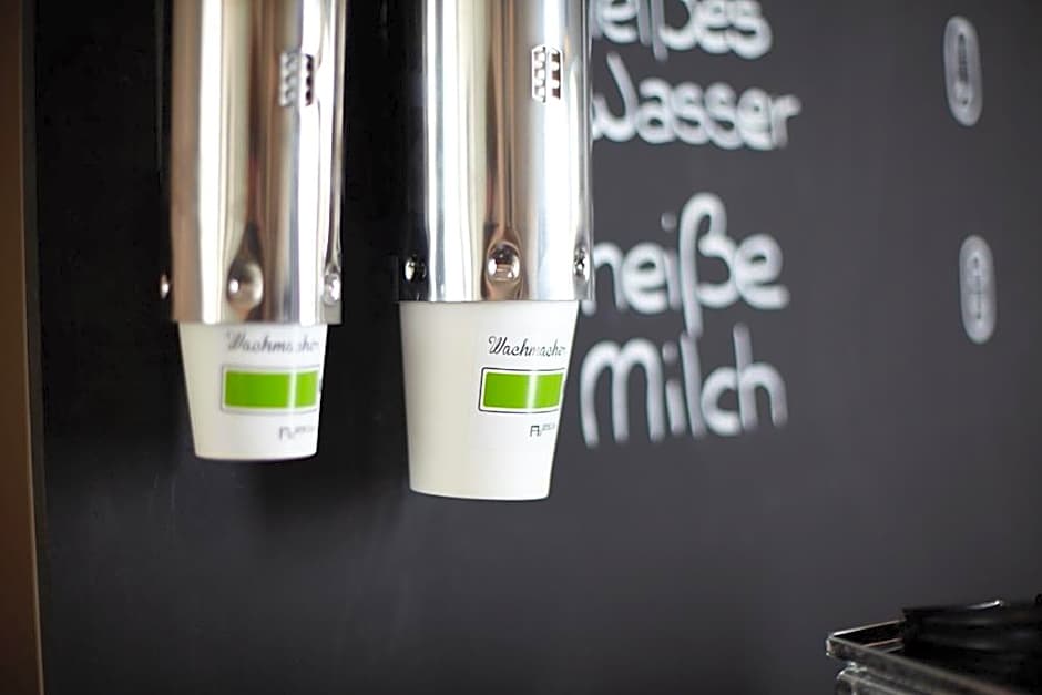 a2 HOTELS Plochingen