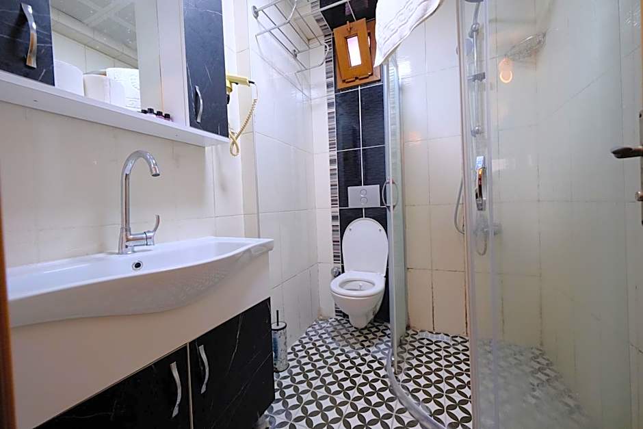 taksim çamdalı suit