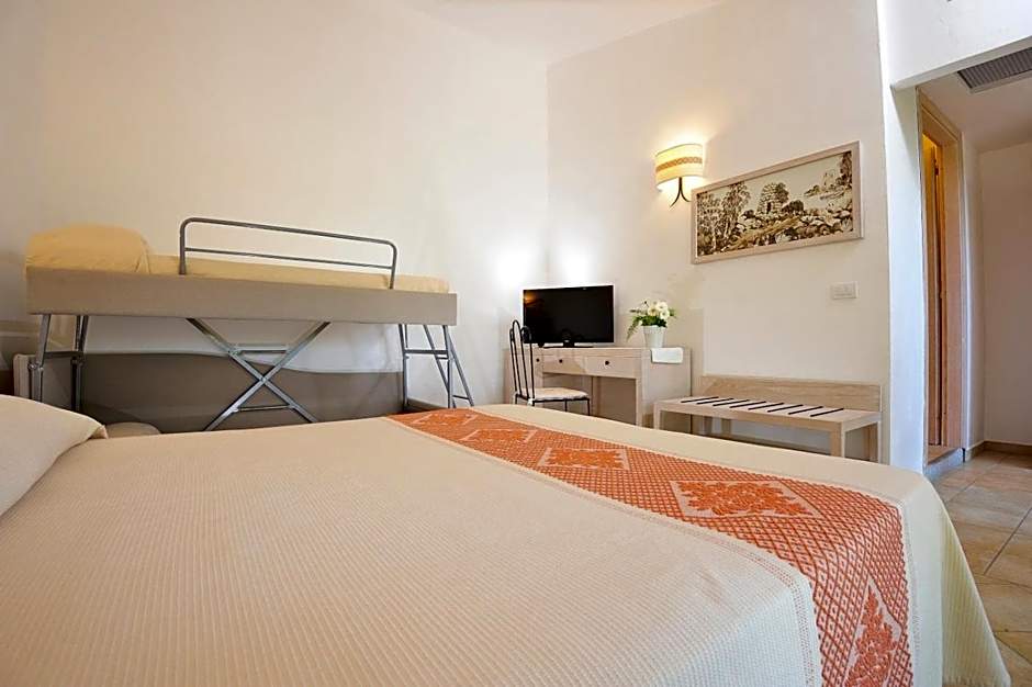 Hotel Baia Del Porto