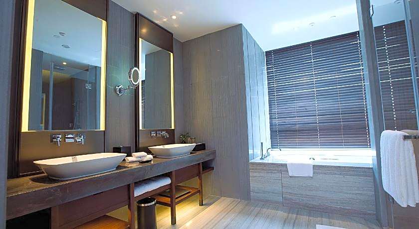 HUALUXE Wuxi Taihu By IHG