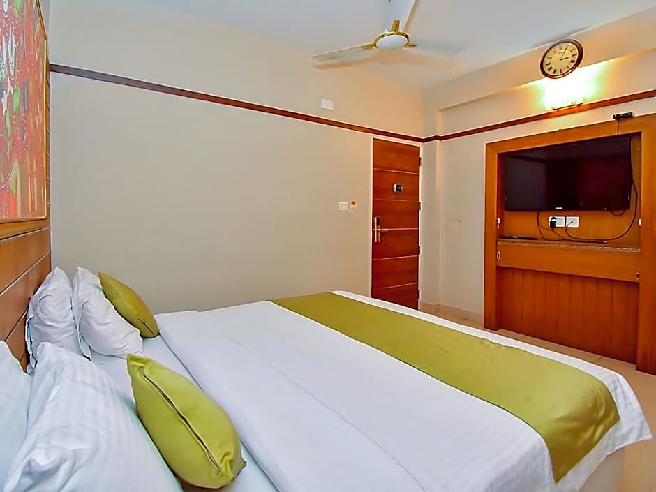 Srivar Hotels
