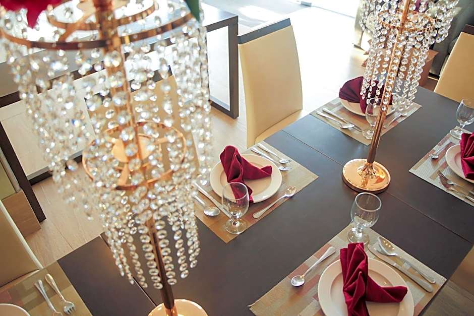 Casablanca Suites Near Airport