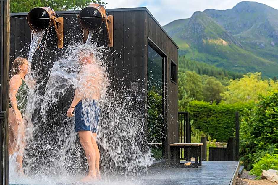 RiverBeds - Luxury Wee Lodges with Hot Tubs