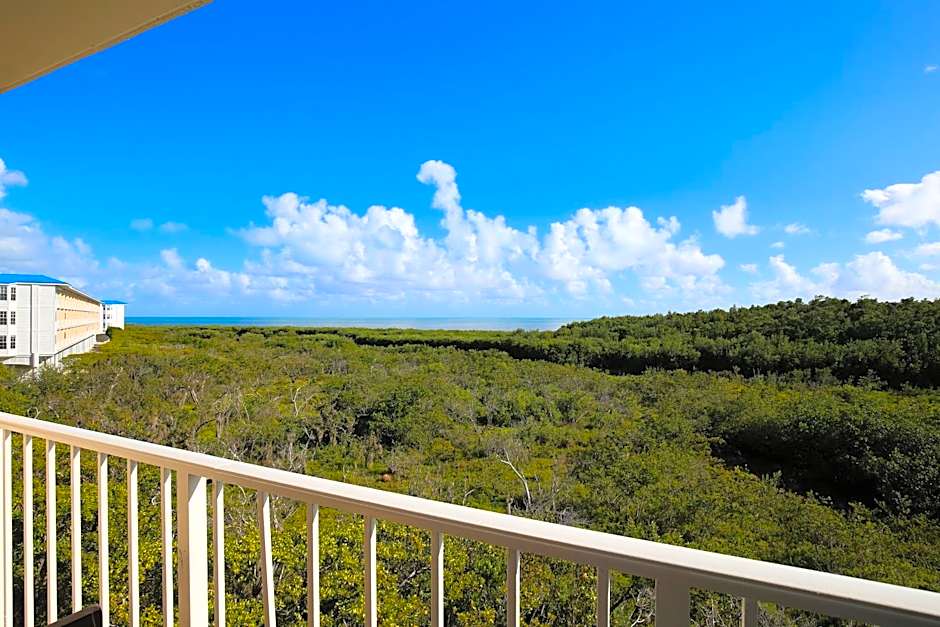 Ocean Pointe Suites at Key Largo