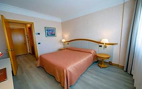 Smart Double or Twin Room