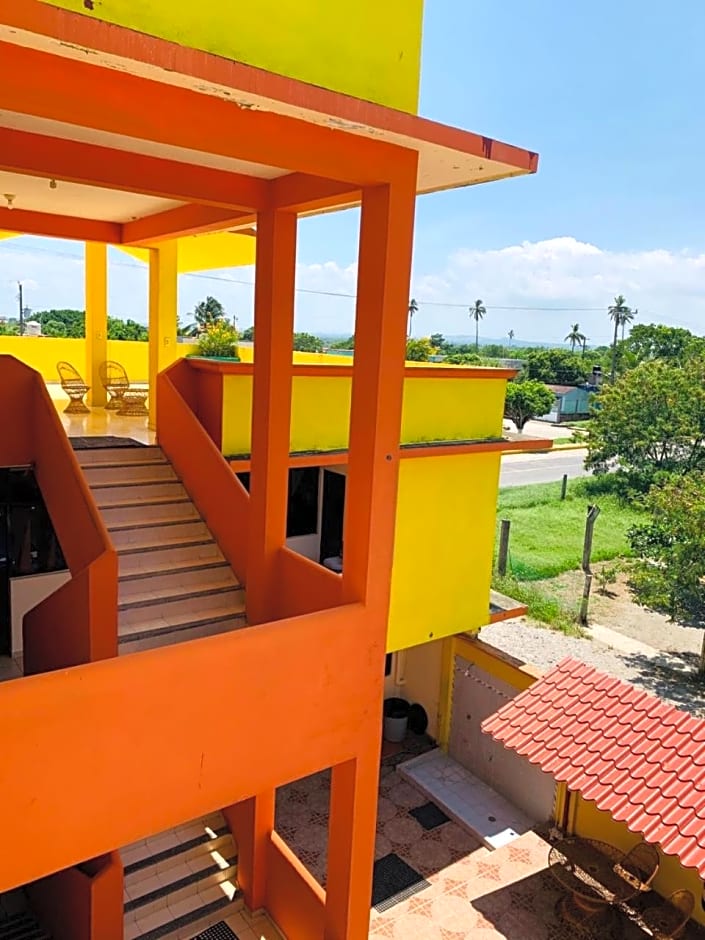 Hotel Sociedad y Maristas