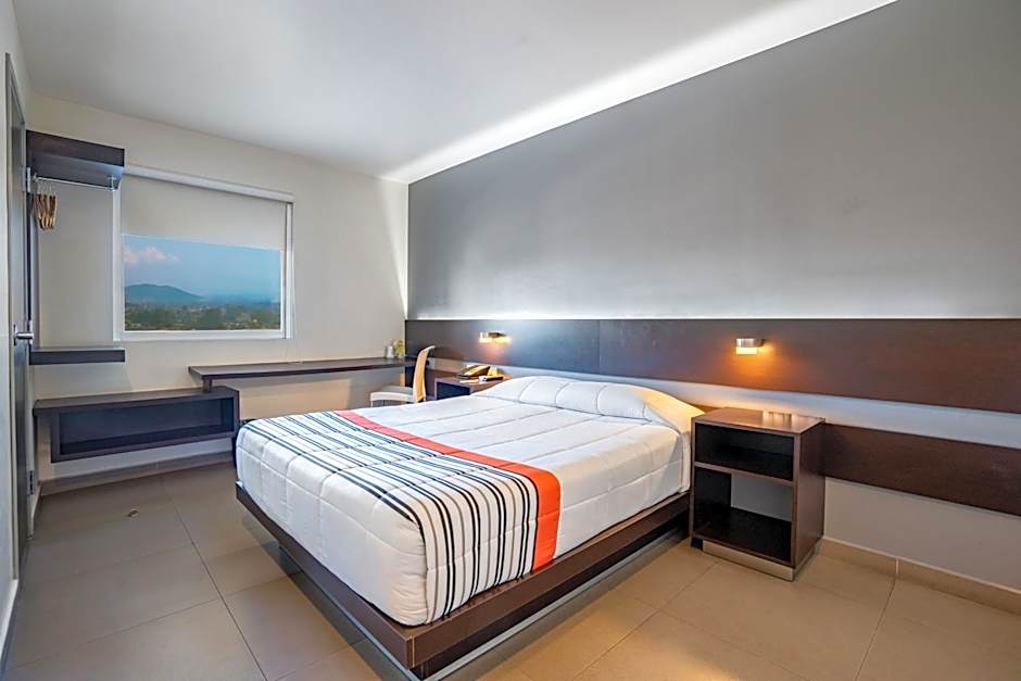 City Express Junior by Marriott Aguascalientes Centro