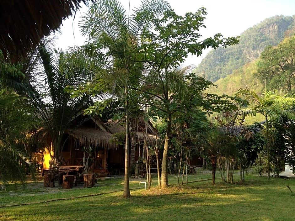 Chiang Dao Hut