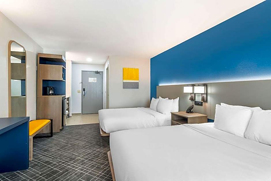 Comfort Inn & Suites - Chesterfield