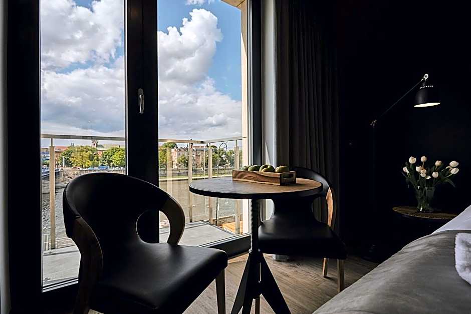 The Bridge Suites Hotel