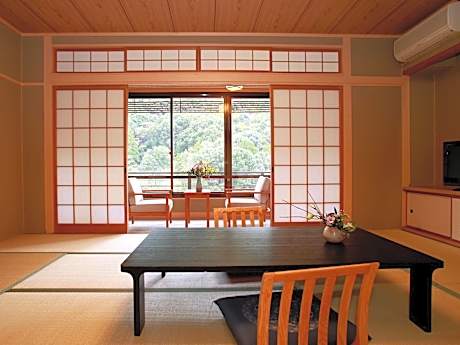 Japanese-Style Room - Non-Smoking