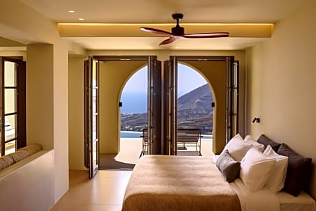  Superior Suite with Heated Pool and Sea View