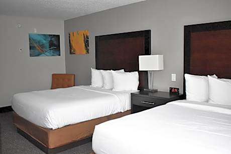 Queen Room with Two Queen Beds - Mobility Access/Non-Smoking