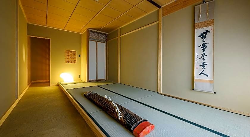 HOTEL WOOD TAKAYAMA