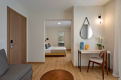 Superior One Bedroom Suite