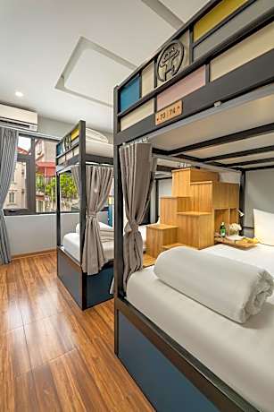 Bed in 4-Bed Mixed Dormitory Room