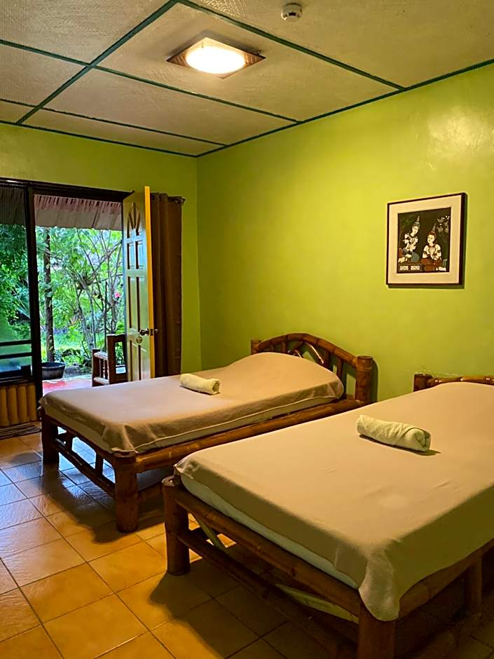 Ravenala Beach Bungalows