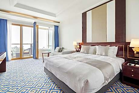 Ocean View Large King