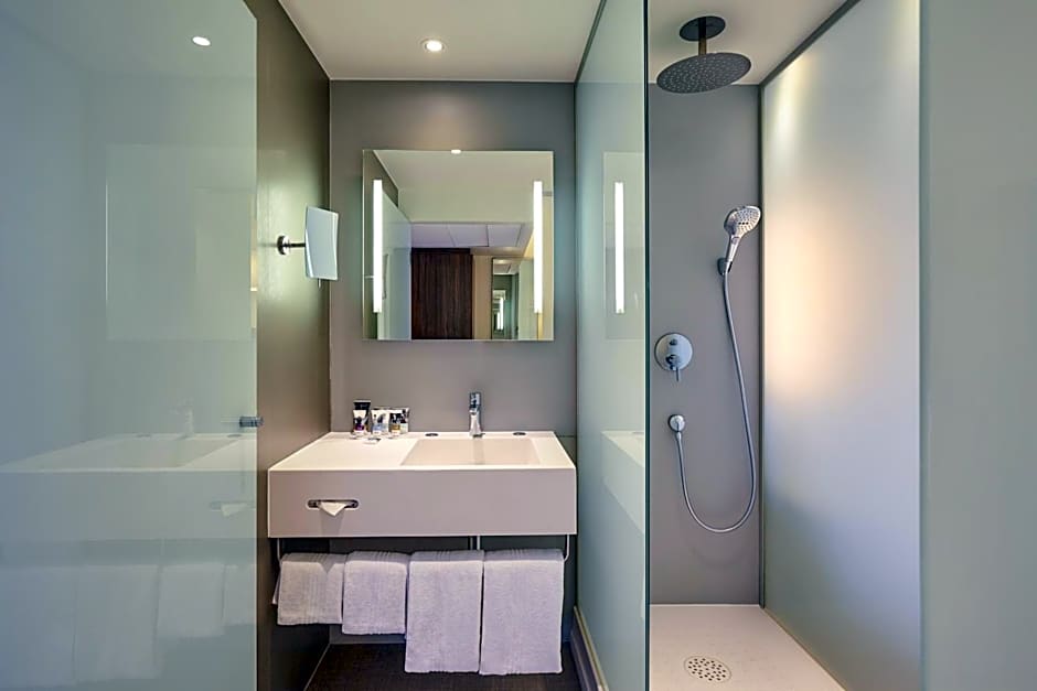 Mercure Paris Arc De Triomphe Etoile