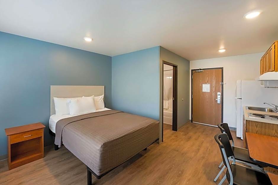 WoodSpring Suites Austin Northwest Research Blvd