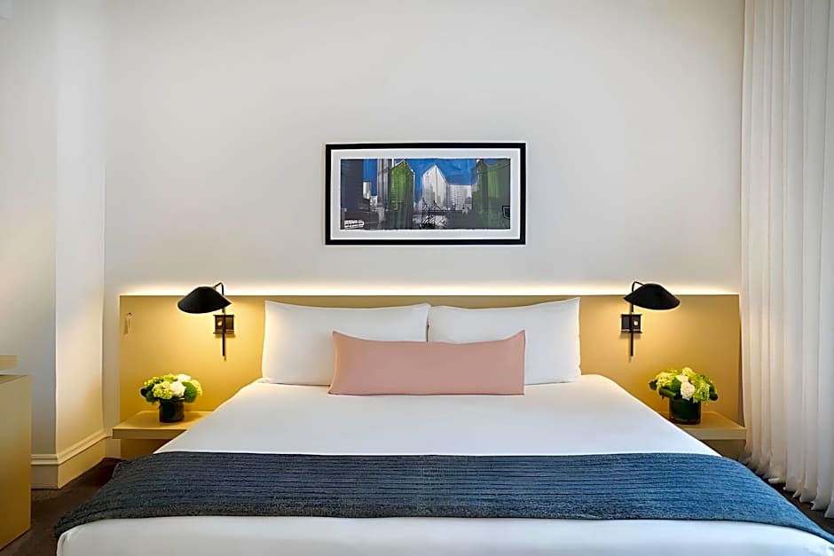 The Chicago Hotel Collection Ambassador Gold Coast