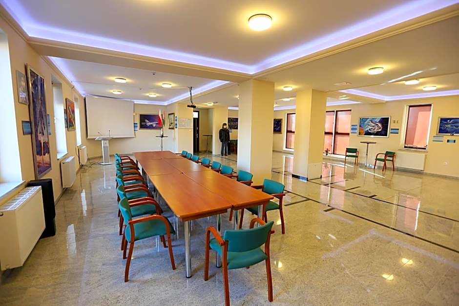 Hotel Kosmonauty Wrocław-Airport