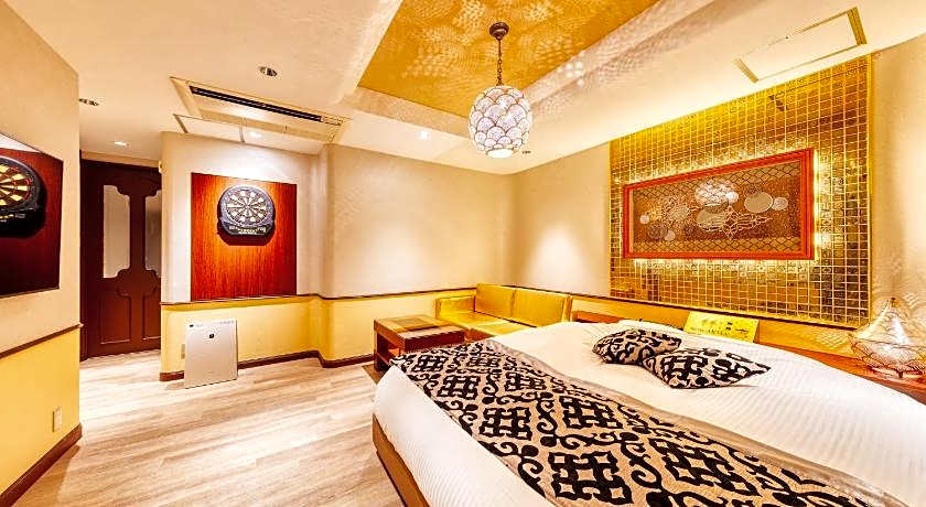 Izumiotsu Chapel Sweet - Adult Only