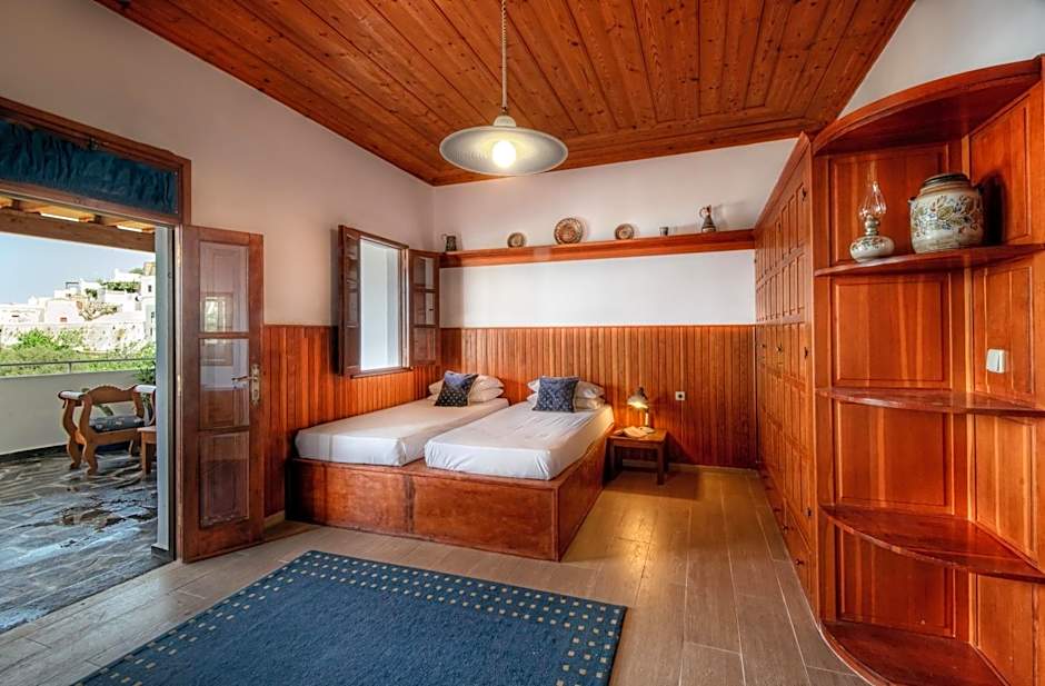 Thea Villas and Suite