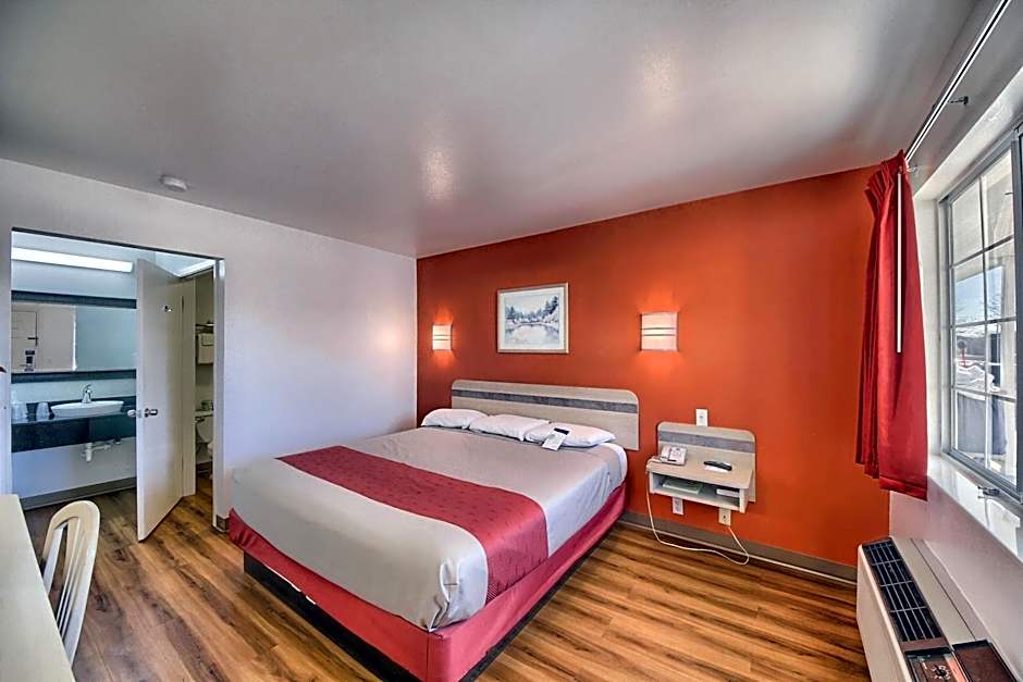 Motel 6-Kerrville, TX