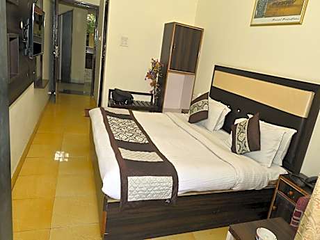 HOTEL GOYAL INN