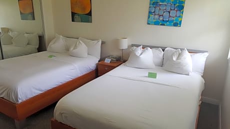 One Bedroom Suite with Two Double Beds
