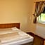 Hotel Alsterquelle 24h Check-in, Free Parking and WiFi