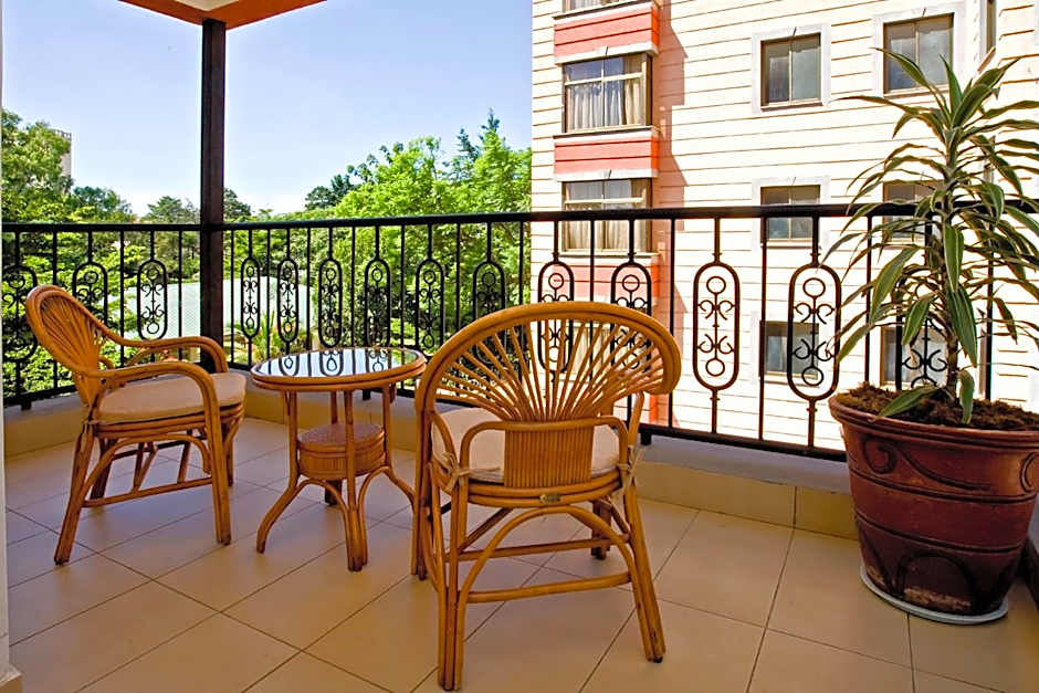 GemSuites Serviced Apartments State House