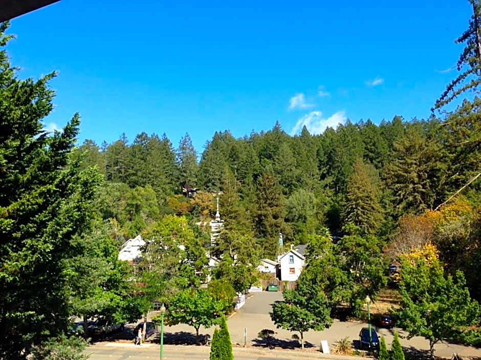 The Occidental Lodge