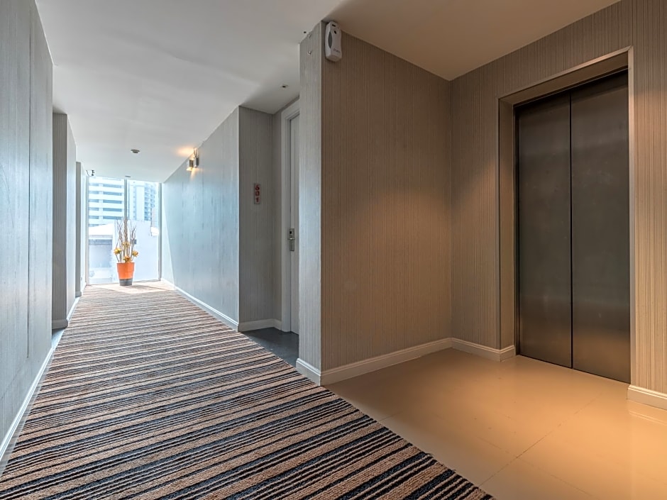 Hotel Solo Sukhumvit 2