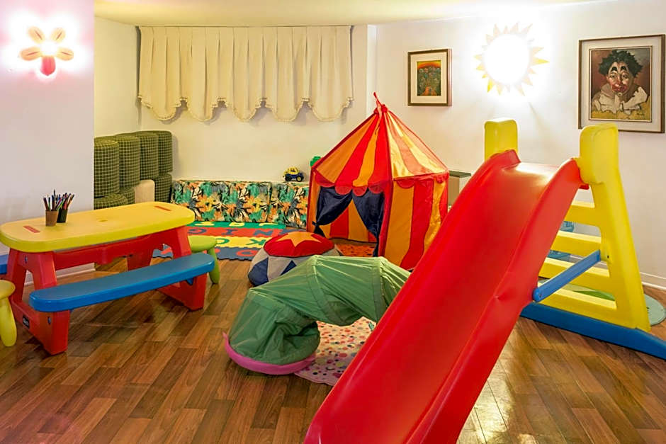 Hotel Cavalieri Palace & Suites