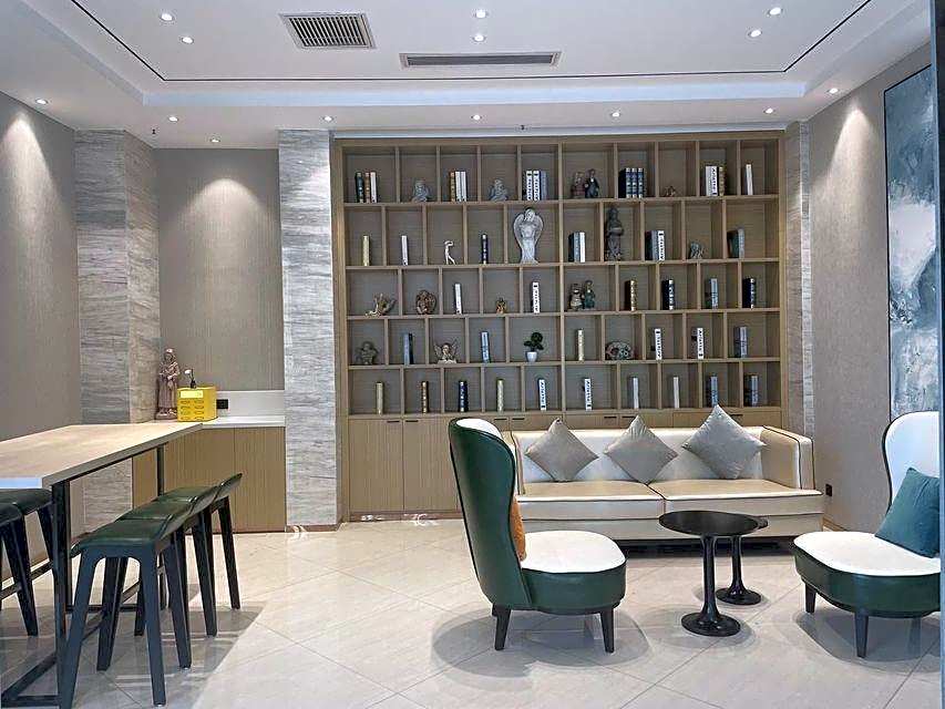 City Comfort Inn Wuhan Caidian Square